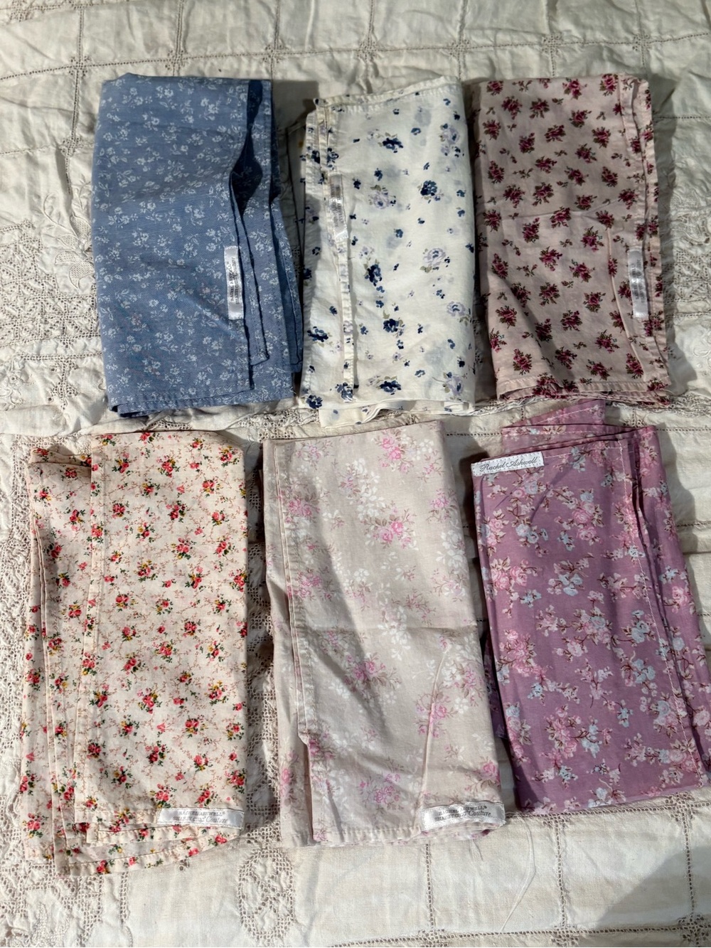 Rachel Ashwell Shabby Chic Couture LOT 6 napkins 1 Tea Towel Has Flaws!!!